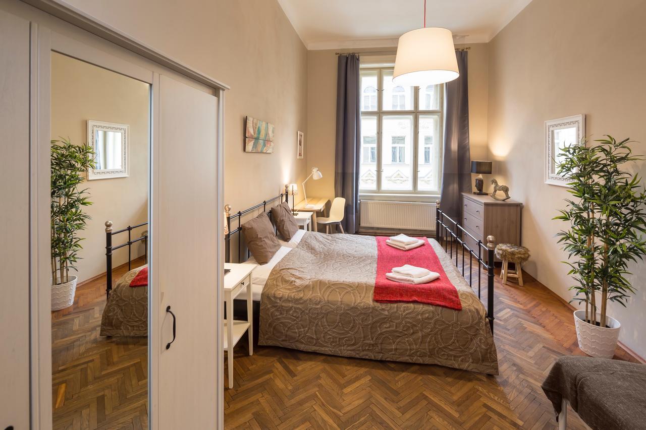 Apartament Dlouha 2Ab Praga Zewnętrze zdjęcie