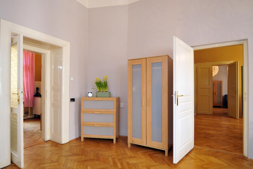 Apartament Dlouha 2Ab Praga Zewnętrze zdjęcie
